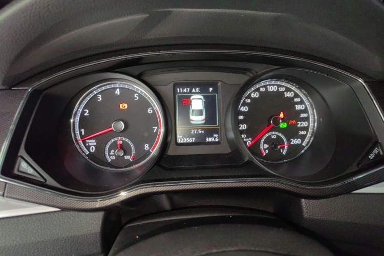 Used Volkswagen Passat 2017 330TSI DSG Luxury Edition Instrument Cluster