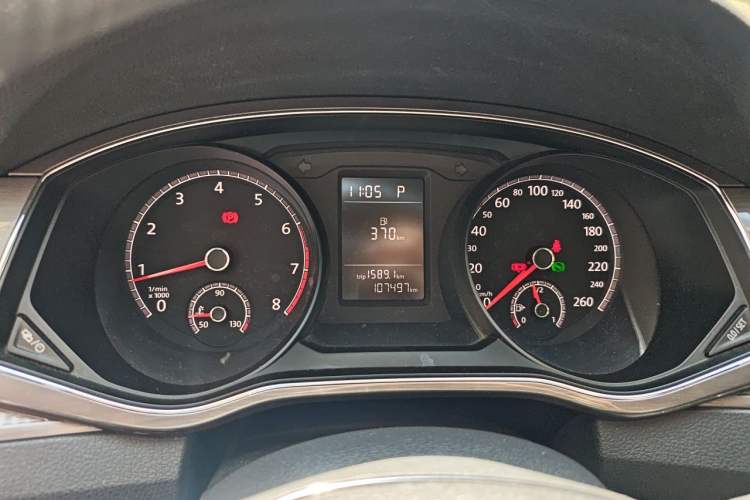 Used Volkswagen Passat 2017 330TSI DSG Luxury Edition Instrument Cluster
