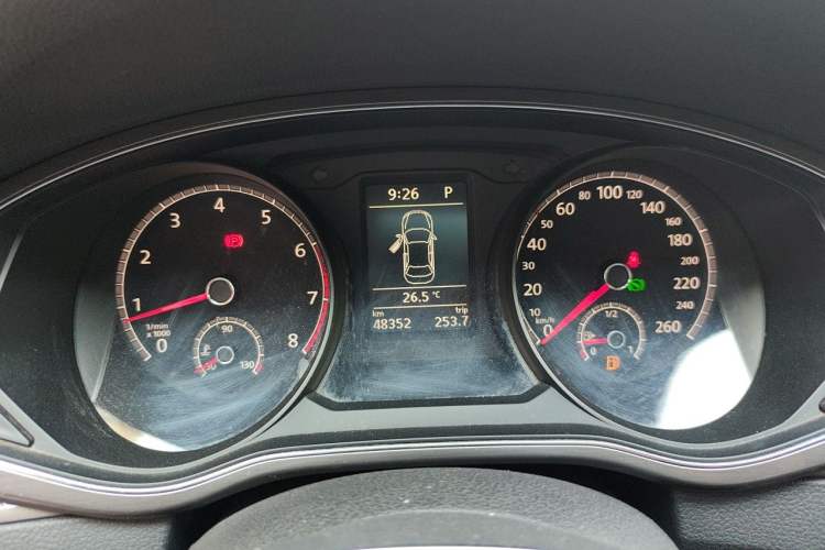 Used Volkswagen Passat 2017 330TSI DSG Luxury Edition Instrument Cluster