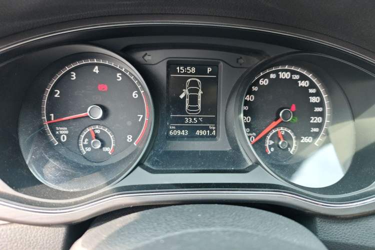 Used Volkswagen Passat 2017 330TSI DSG Luxury Edition Instrument Cluster