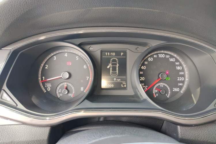 Used Volkswagen Passat 2017 330TSI DSG Luxury Edition Instrument Cluster