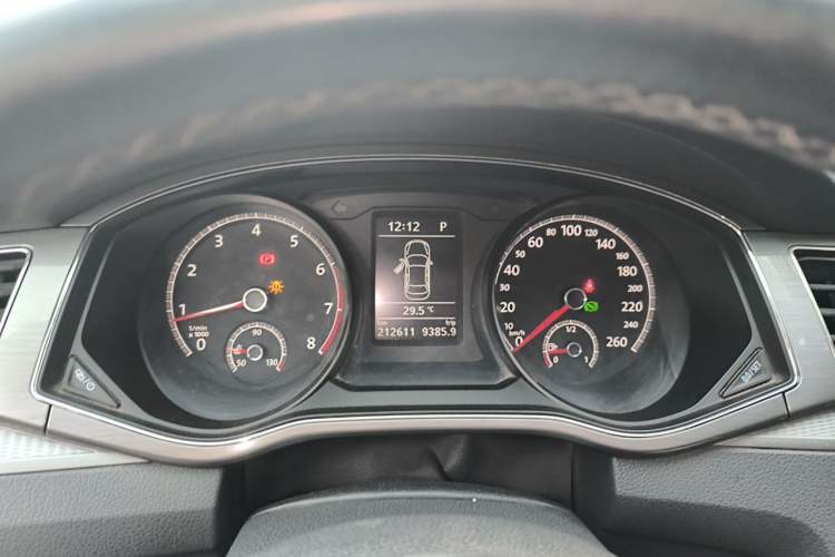 Used Volkswagen Passat 2017 330TSI DSG Luxury Edition Instrument Cluster