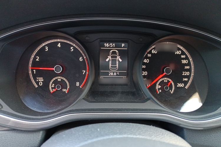 Used Volkswagen Passat 2017 330TSI DSG Luxury Edition Instrument Cluster