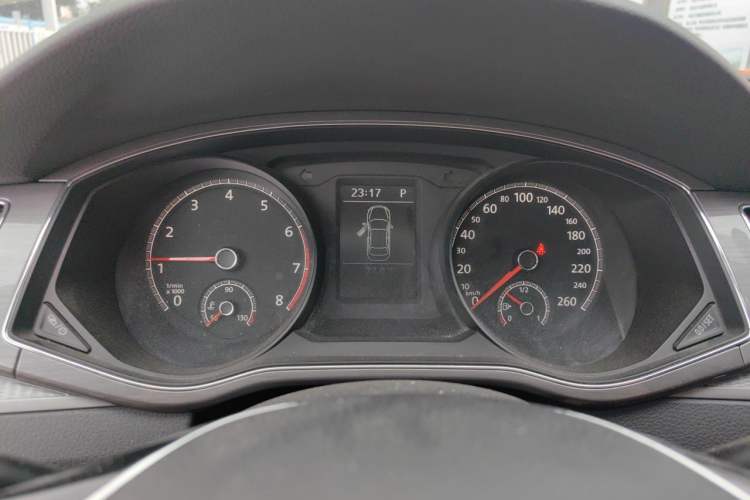 Used Volkswagen Passat 2017 330TSI DSG Luxury Edition Instrument Cluster