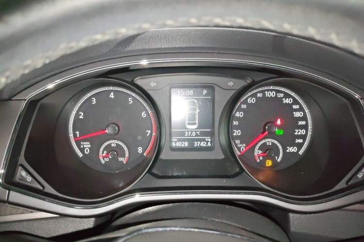 Used Volkswagen Passat 2017 330TSI DSG Luxury Edition Instrument Cluster