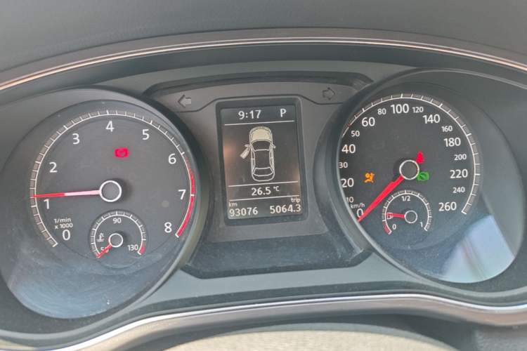 Used Volkswagen Passat 2017 330TSI DSG Luxury Edition Instrument Cluster