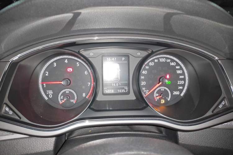 Used Volkswagen Passat 2017 330TSI DSG Luxury Edition Instrument Cluster