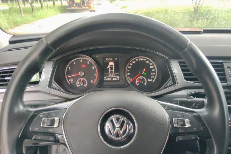 Used Volkswagen Passat 2017 330TSI DSG Luxury Edition Instrument Cluster