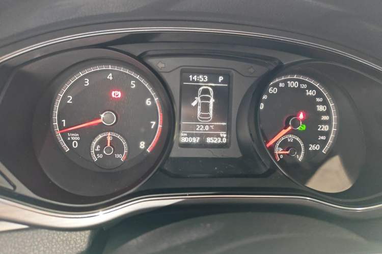 Used Volkswagen Passat 2017 330TSI DSG Luxury Edition Instrument Cluster