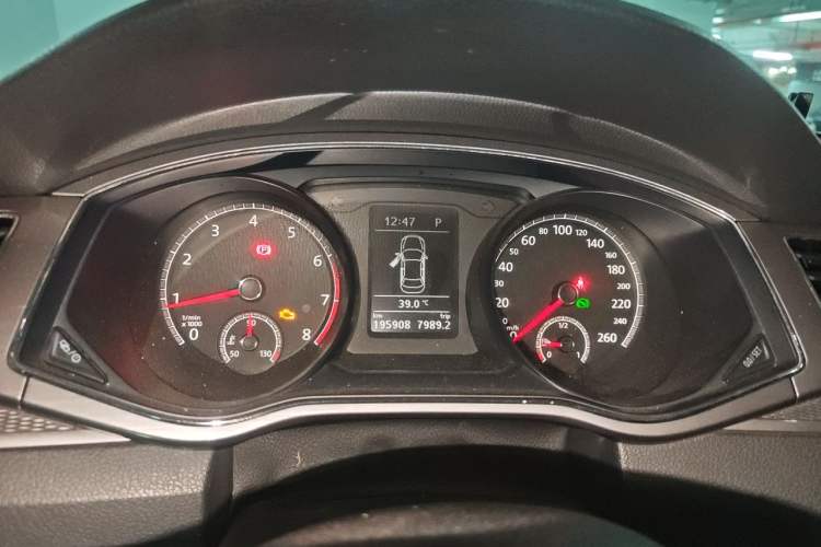 Used Volkswagen Passat 2017 330TSI DSG Luxury Edition Instrument Cluster
