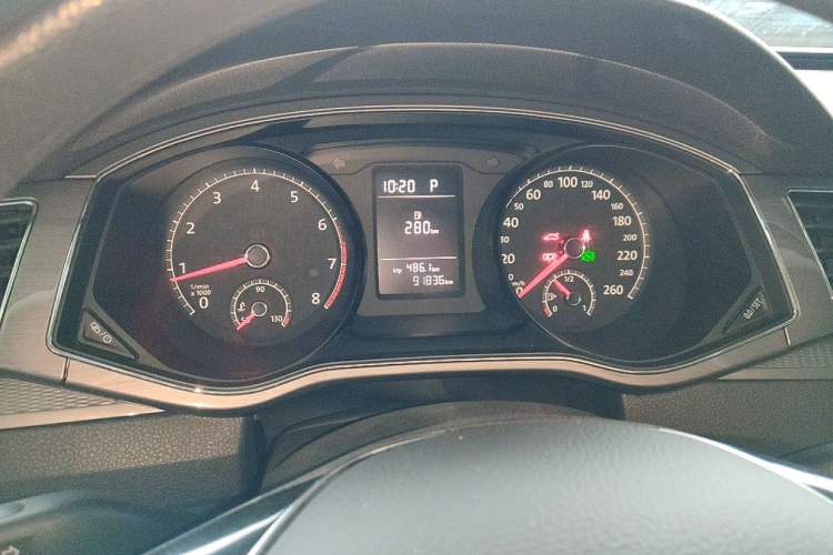 Used Volkswagen Passat  Instrument Cluster