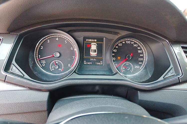 Used Volkswagen Passat 2017 380TSI DSG Prestige Edition Instrument Cluster