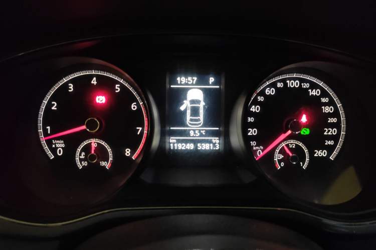 Used Volkswagen Passat 2017 330TSI DSG Luxury Edition Instrument Cluster