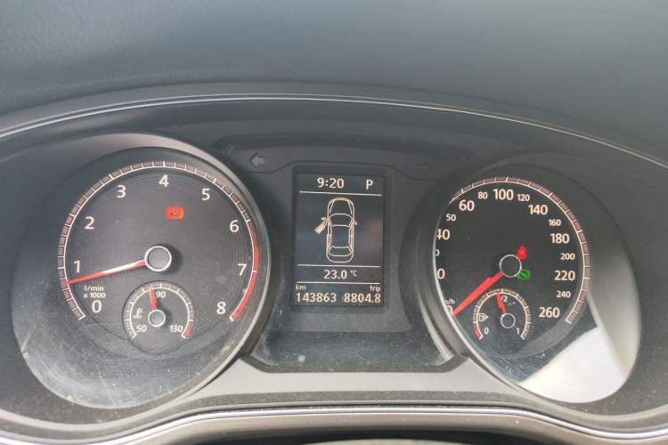 Used Volkswagen Passat 2017 330TSI DSG Luxury Edition Instrument Cluster