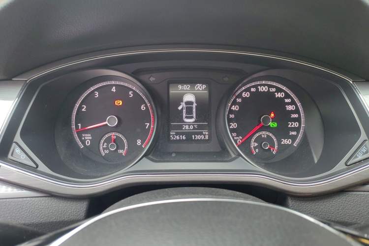 Used Volkswagen Passat 2017 330TSI DSG Luxury Edition Instrument Cluster