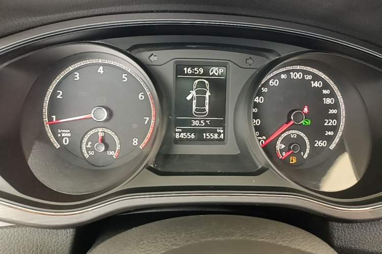 Used Volkswagen Passat 2017 330TSI DSG Luxury Edition Instrument Cluster