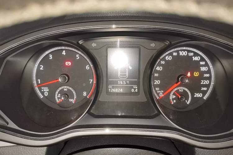 Used Volkswagen Passat 2017 280TSI DSG Luxury Edition Instrument Cluster