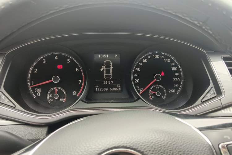 Used Volkswagen Passat 2017 280TSI DSG Luxury Edition Instrument Cluster