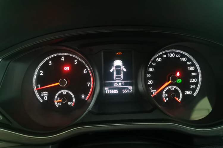 Used Volkswagen Passat 2017 330TSI DSG Luxury Edition Instrument Cluster