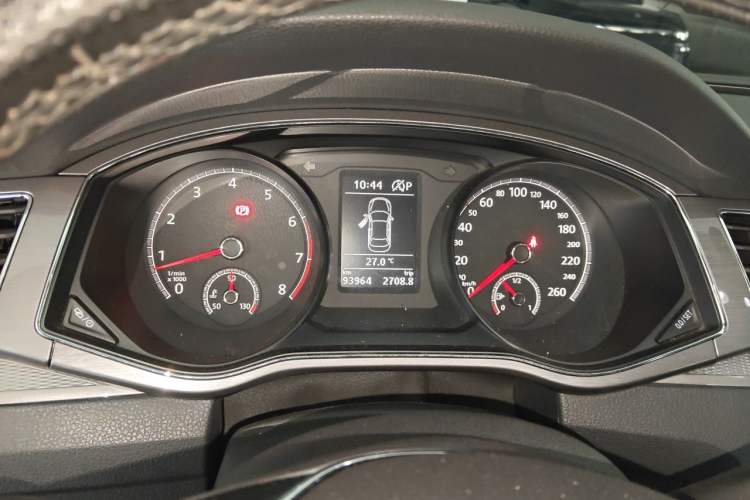 Used Volkswagen Passat 2017 330TSI DSG Luxury Edition Instrument Cluster