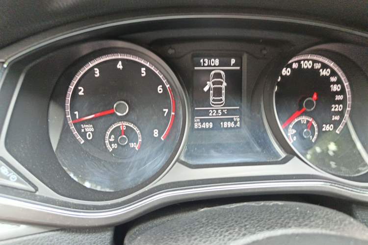 Used Volkswagen Passat 2017 330TSI DSG Luxury Edition Instrument Cluster