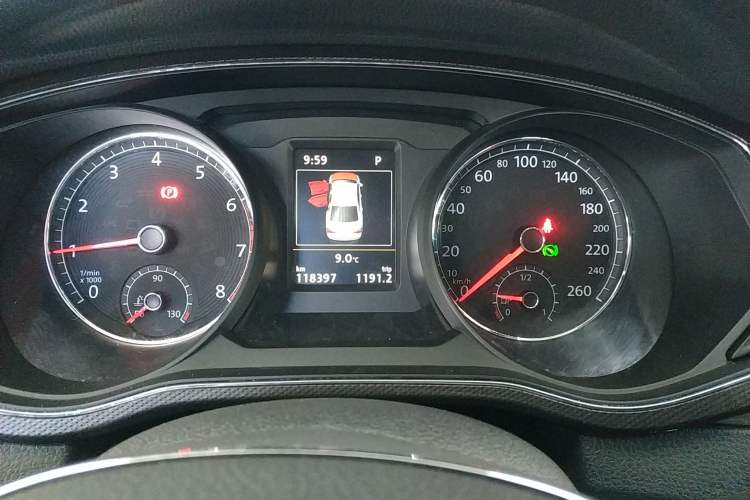 Used Volkswagen Passat 2017 330TSI DSG Prestige Edition Instrument Cluster