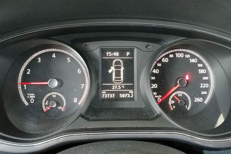 Used Volkswagen Passat 2017 330TSI DSG Luxury Edition Instrument Cluster
