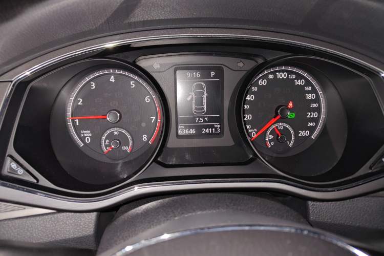 Used Volkswagen Passat 2017 330TSI DSG Luxury Edition Instrument Cluster