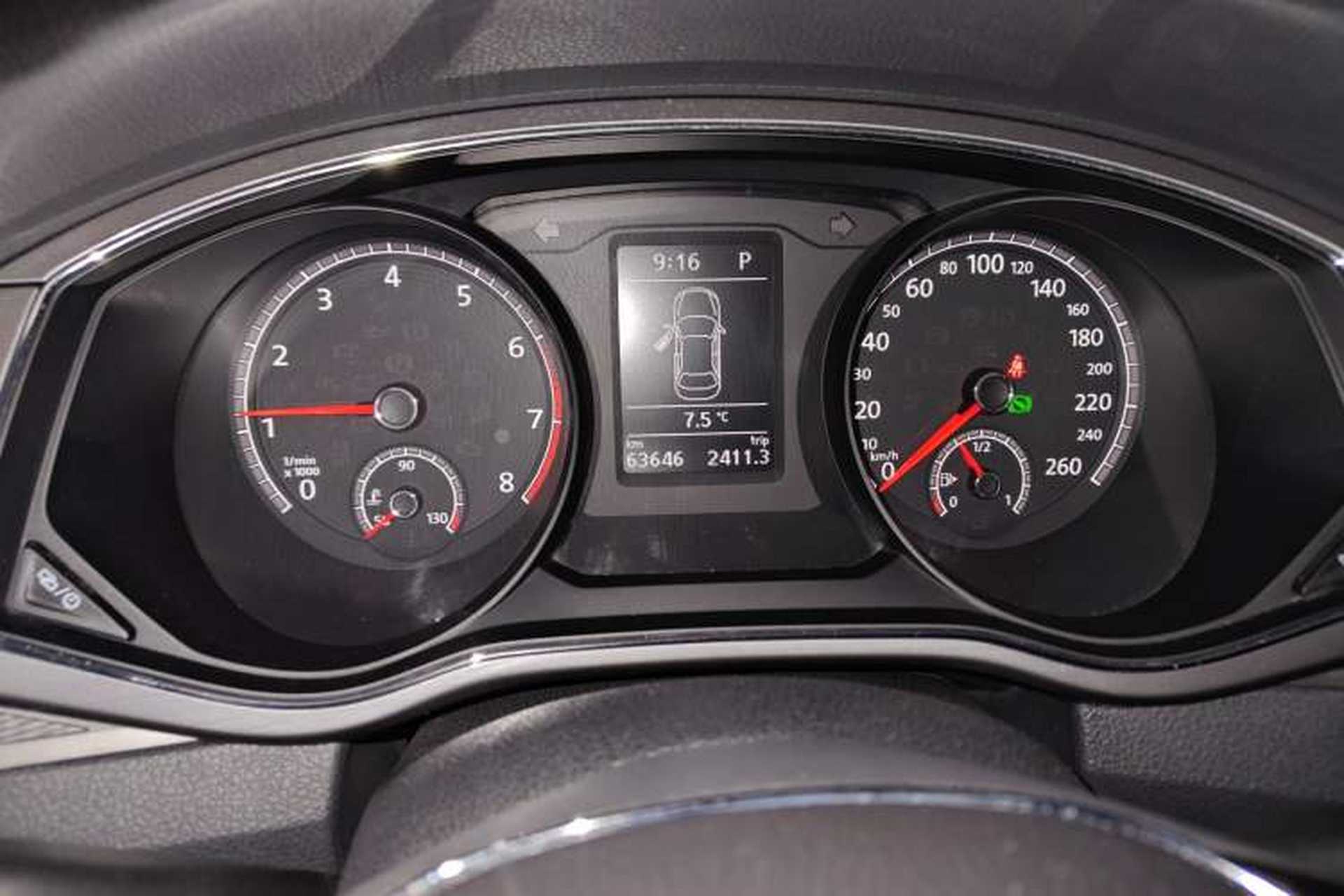 Used Volkswagen Passat 2017 330TSI DSG Luxury Edition Instrument Cluster