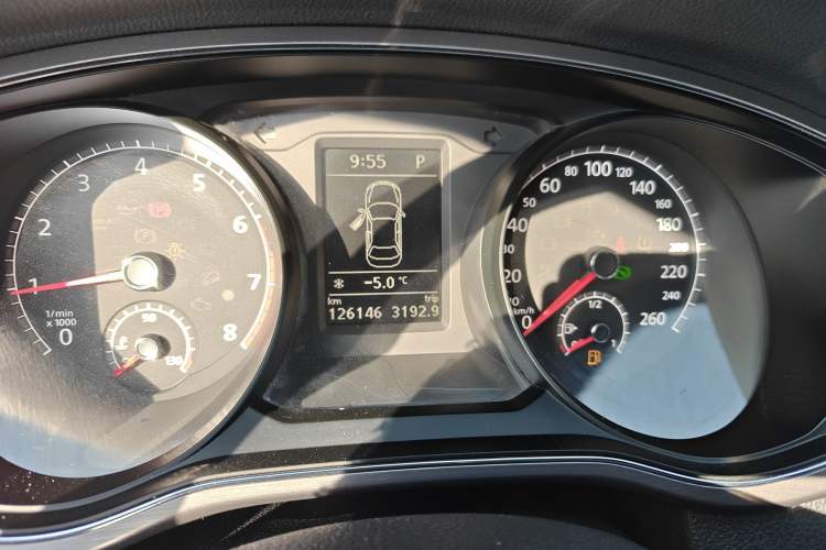 Used Volkswagen Passat 2017 330TSI DSG Luxury Edition Instrument Cluster
