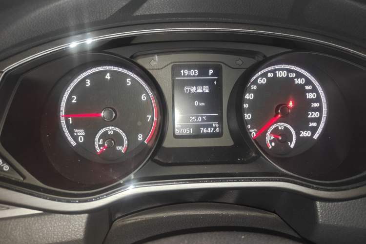 Used Volkswagen Passat 2017 330TSI DSG Luxury Edition Instrument Cluster