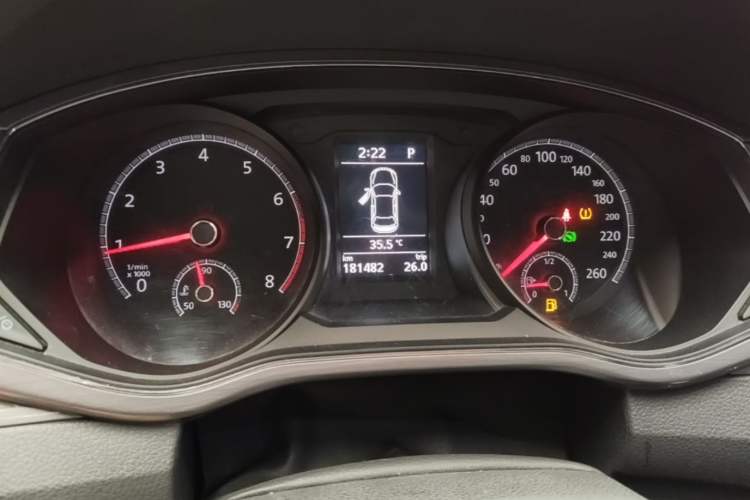 Used Volkswagen Passat 2017 330TSI DSG Luxury Edition Instrument Cluster