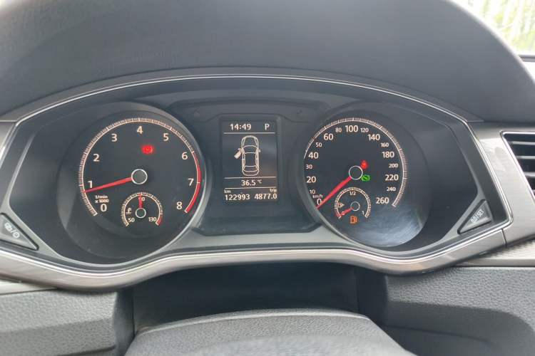 Used Volkswagen Passat 2017 330TSI DSG Luxury Edition Instrument Cluster