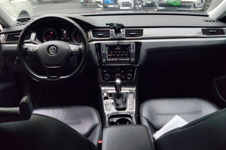 Used Volkswagen Passat 2017 330TSI DSG Prestige Edition Interior 1