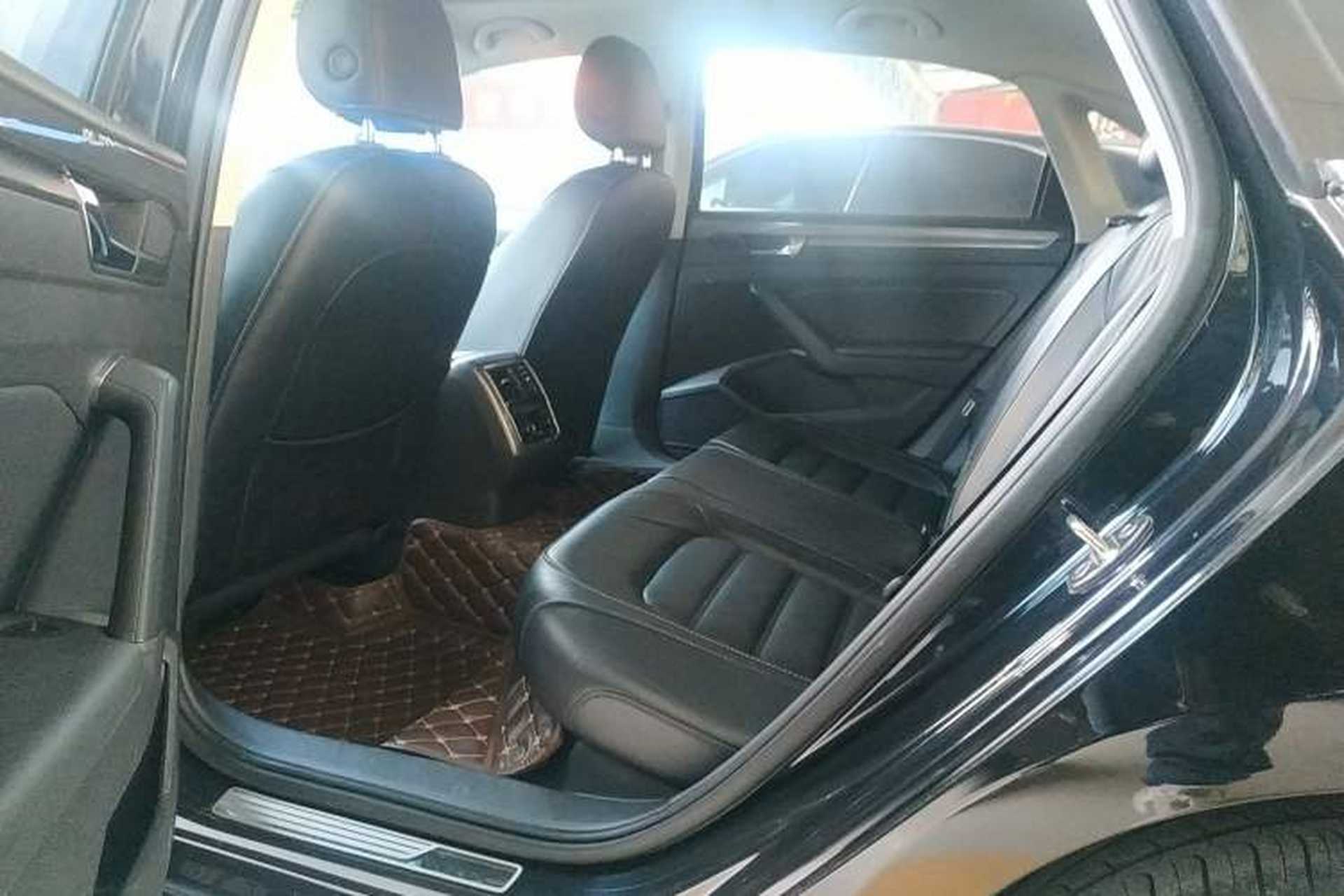 Used Volkswagen Passat 2017 330TSI DSG Luxury Edition Interior 1