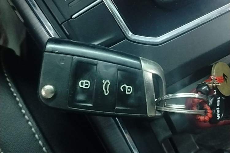 Used Volkswagen Passat 2017 280TSI DSG Luxury Edition Interior 1