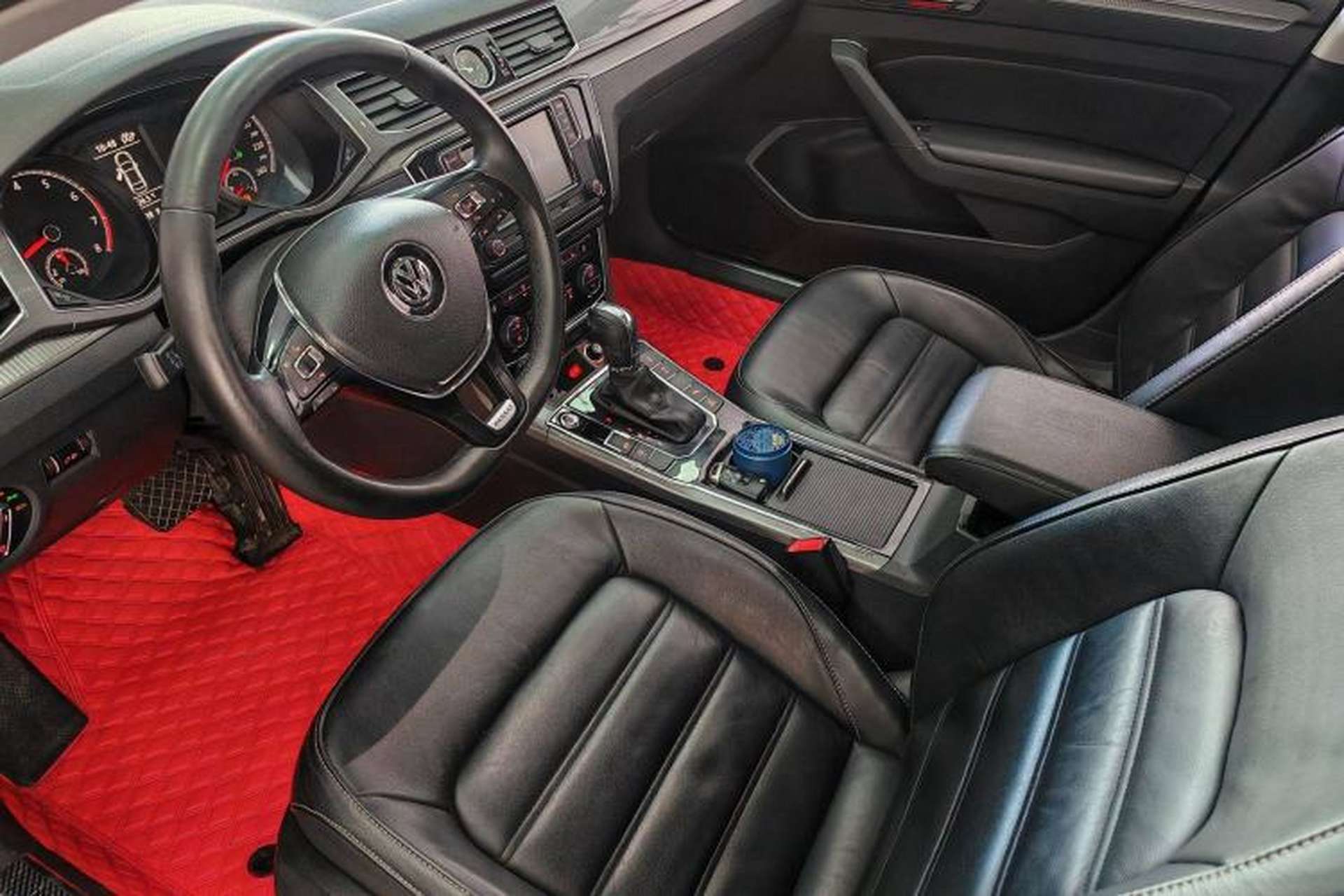 Used Volkswagen Passat 2017 330TSI DSG Luxury Edition Interior 2