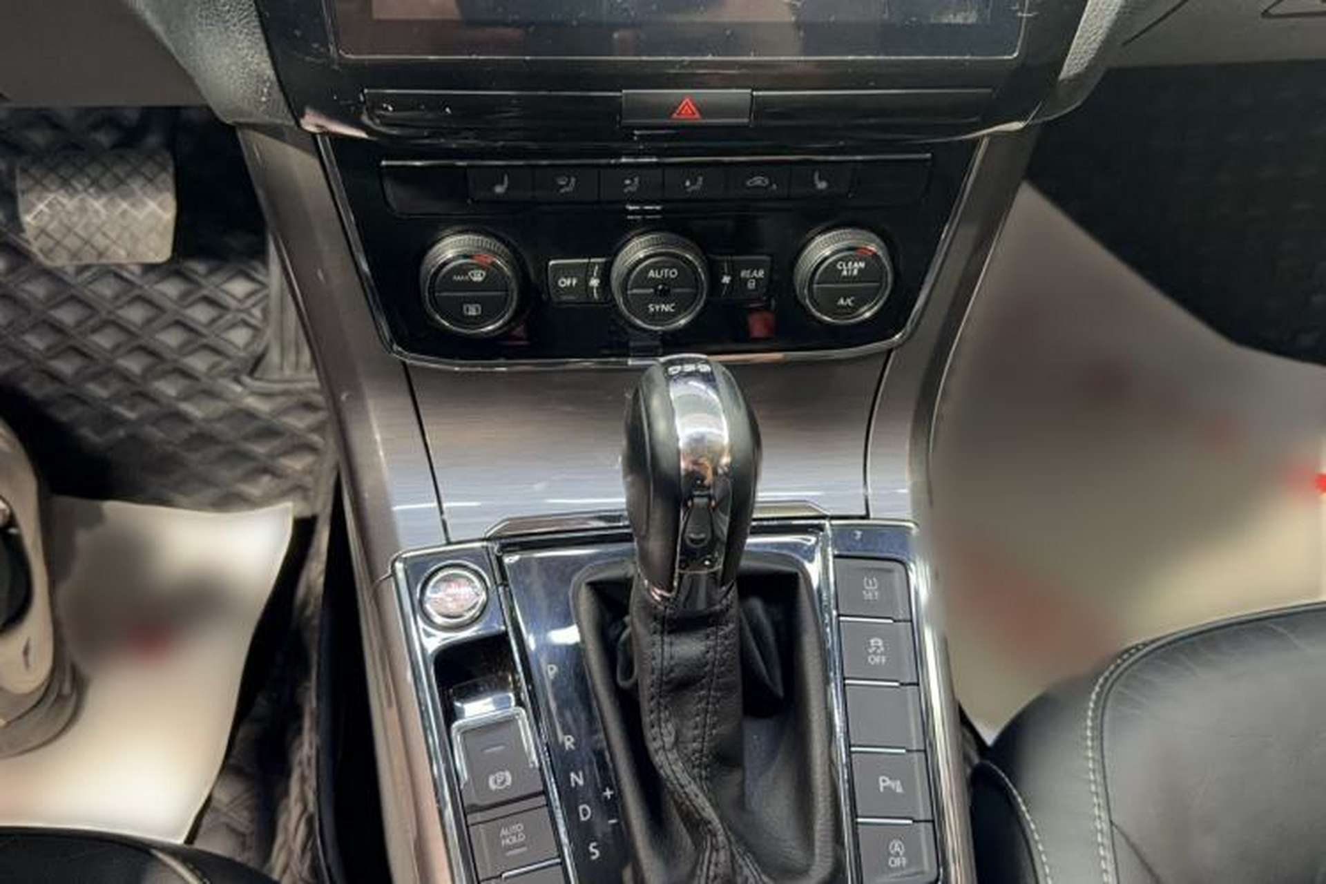 Used Volkswagen Passat 2017 330TSI DSG Luxury Edition Interior 6