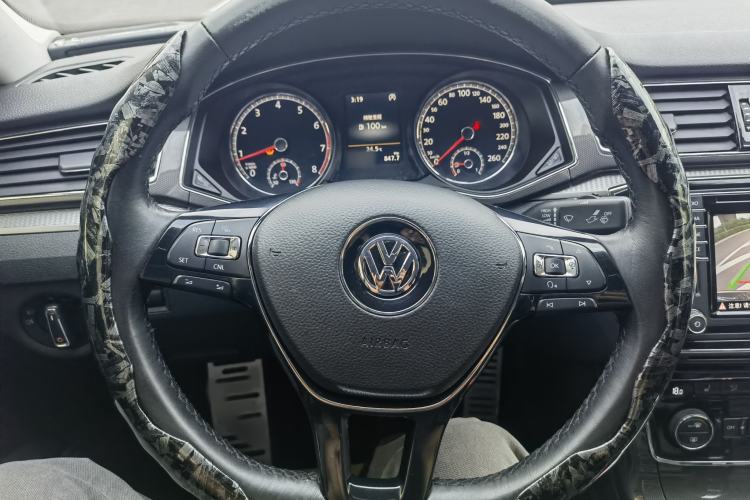 Used Volkswagen Passat 2017 330TSI DSG Prestige Edition Interior 8