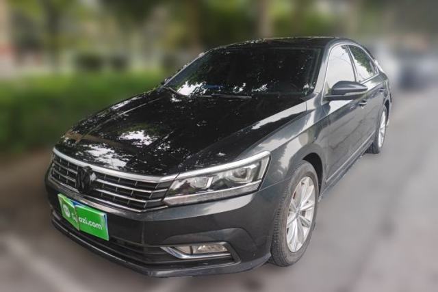 Volkswagen Passat 2017 280TSI DSG Luxury Edition de segunda mano