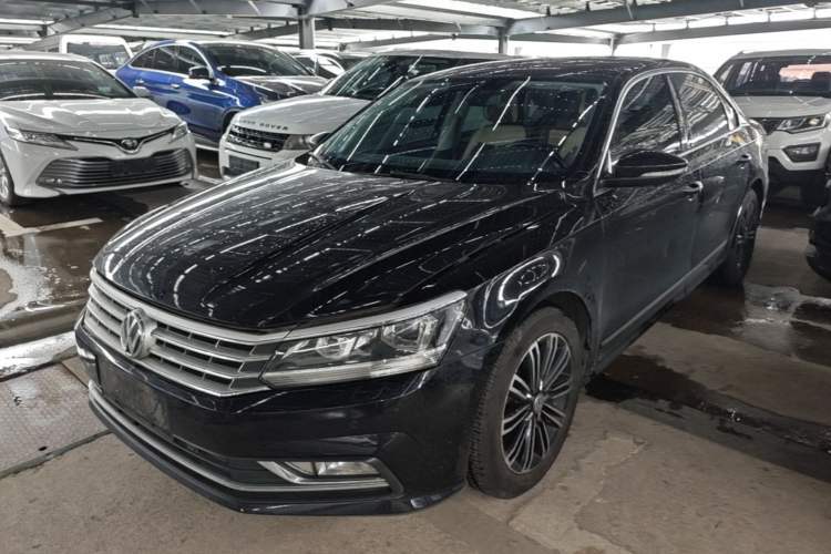 Used Volkswagen Passat 2017 330TSI DSG Prestige Edition Guazi used car, China used car export, Used car for sale, Used  cars, Cheapest cars for sale