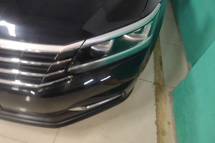 Used Volkswagen Passat 2017 330TSI DSG Luxury Edition Left Front Headlight