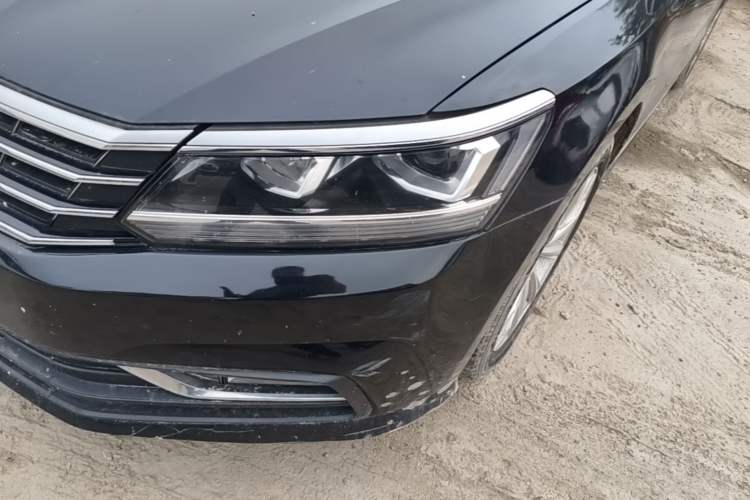 Used Volkswagen Passat 2017 330TSI DSG Luxury Edition Left Front Headlight