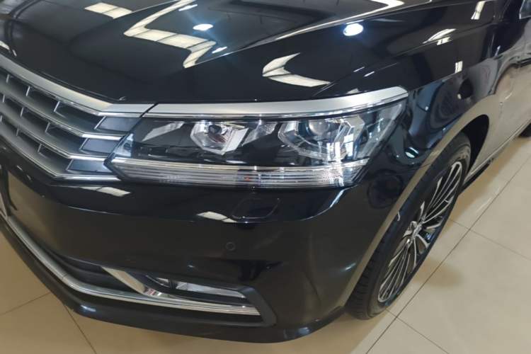 Used Volkswagen Passat 2017 330TSI DSG Prestige Edition Left Front Headlight