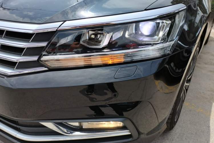 Used Volkswagen Passat 2017 330TSI DSG Prestige Edition Left Front Headlight