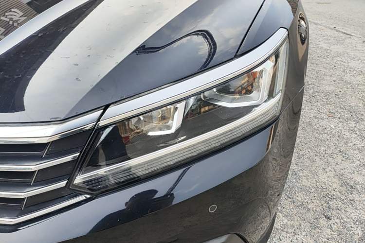 Used Volkswagen Passat 2017 280TSI DSG Luxury Edition Left Front Headlight