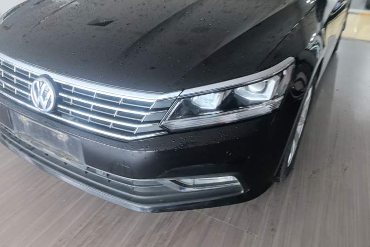Used Volkswagen Passat 2017 330TSI DSG Luxury Edition Left Front Headlight