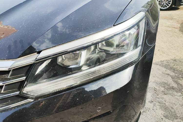 Used Volkswagen Passat 2017 280TSI DSG Luxury Edition Left Front Headlight
