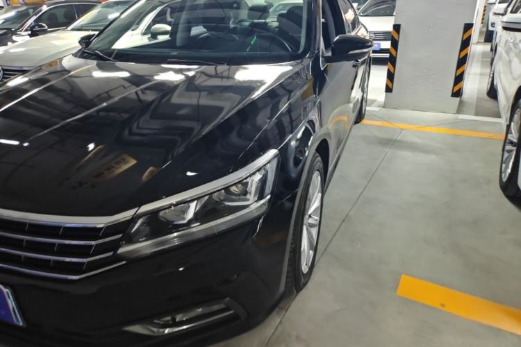 Used Volkswagen Passat 2017 330TSI DSG Luxury Edition Left Front Headlight