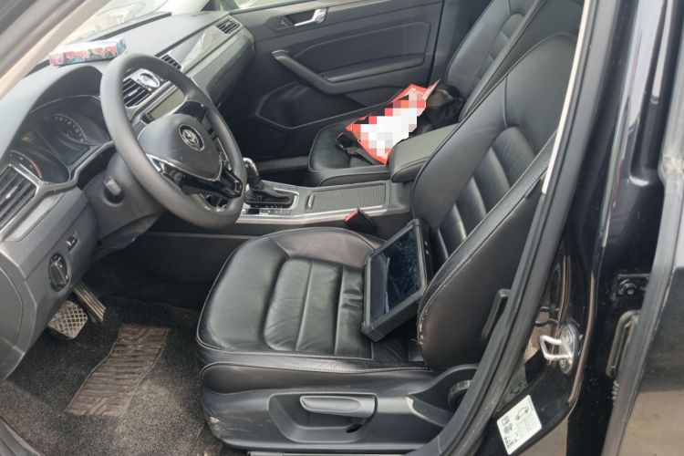 Used Volkswagen Passat 2017 330TSI DSG Luxury Edition Left Front Seat